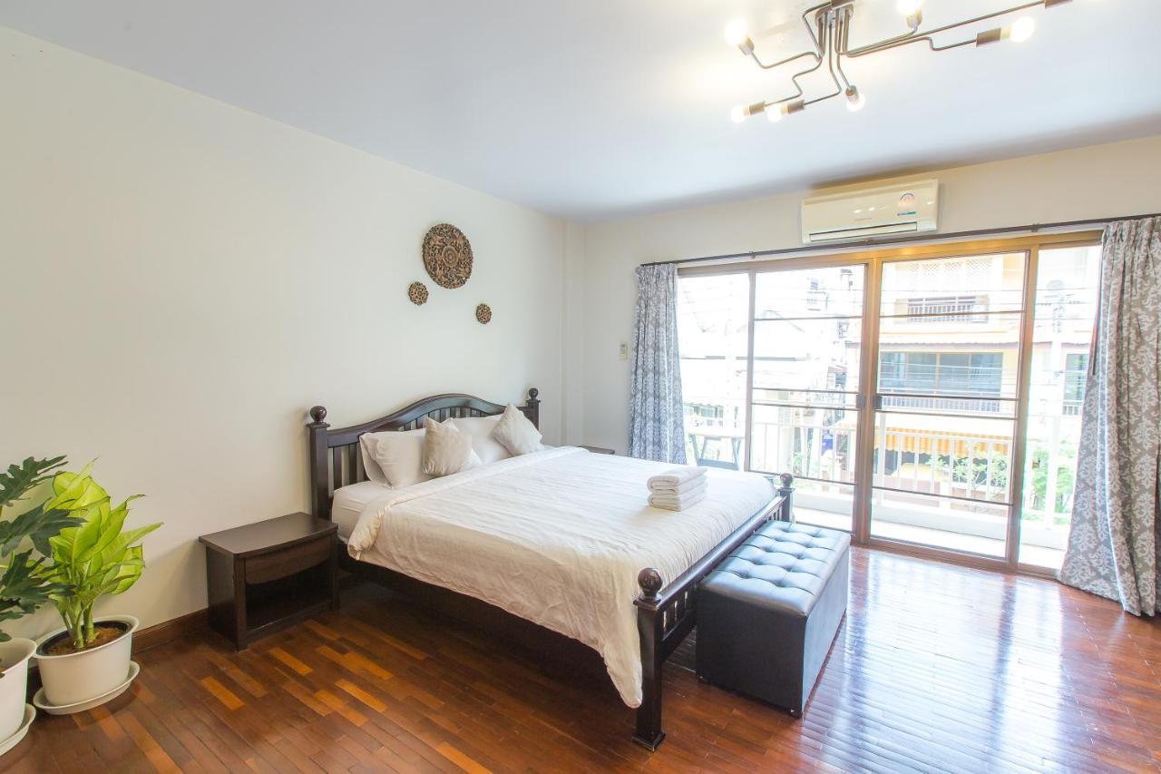 The Little Siri Hotel Chiang Mai Buitenkant foto