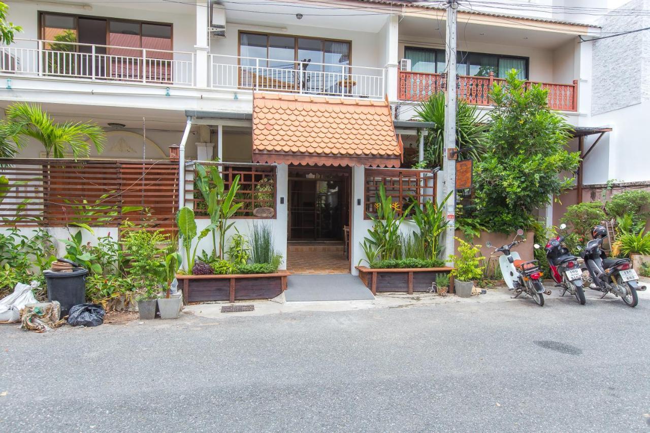 The Little Siri Hotel Chiang Mai Buitenkant foto