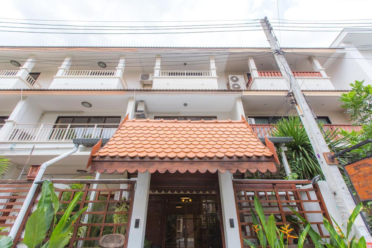 The Little Siri Hotel Chiang Mai Buitenkant foto
