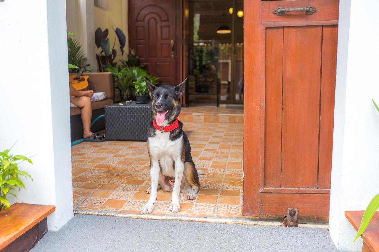 The Little Siri Hotel Chiang Mai Buitenkant foto