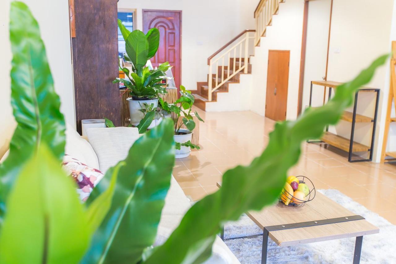 The Little Siri Hotel Chiang Mai Buitenkant foto