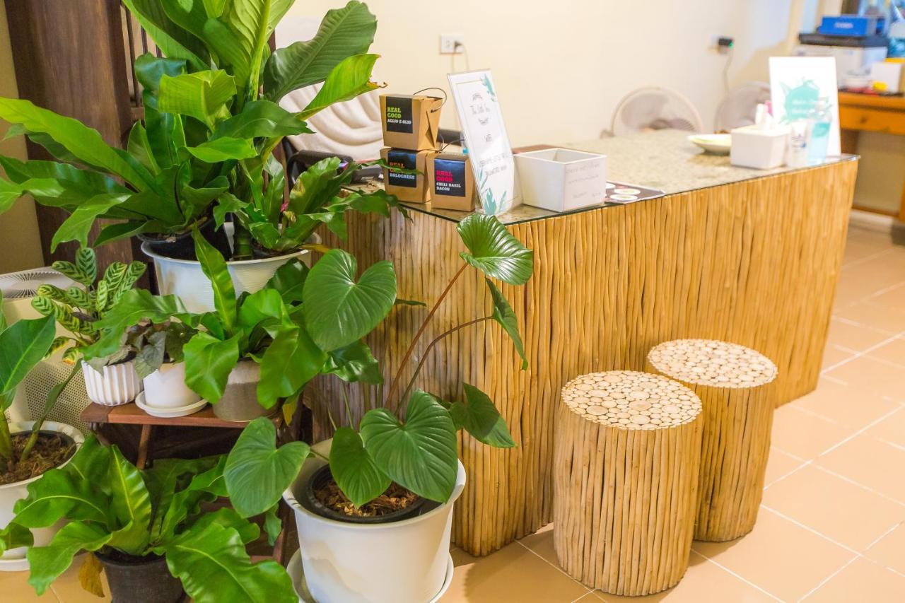 The Little Siri Hotel Chiang Mai Buitenkant foto