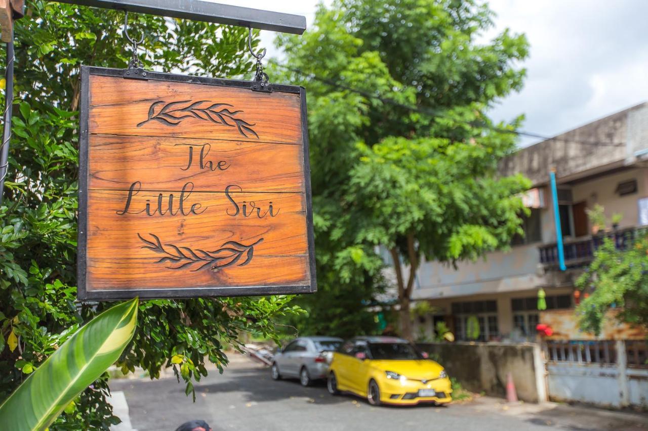 The Little Siri Hotel Chiang Mai Buitenkant foto