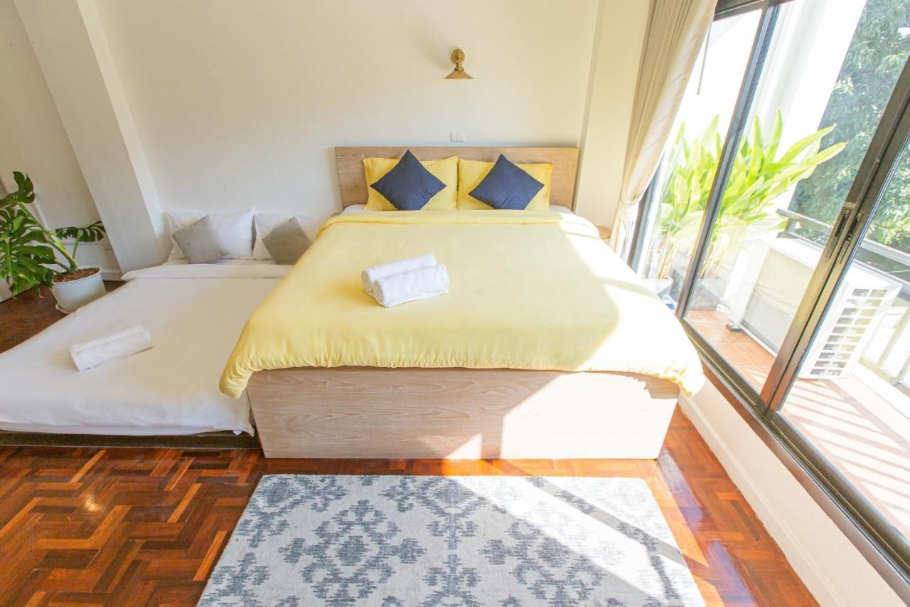 The Little Siri Hotel Chiang Mai Buitenkant foto